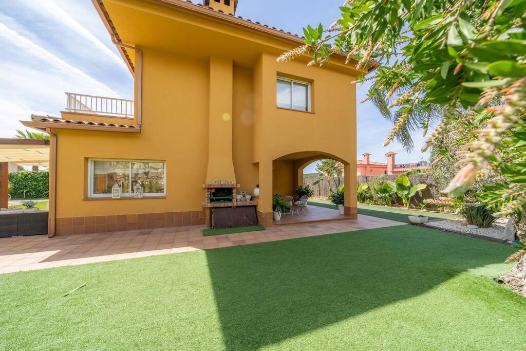 Beverly Hills Lux - Design