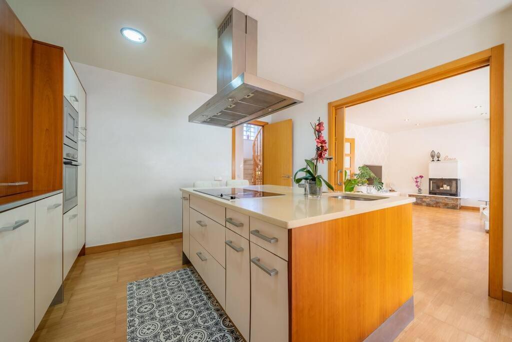 Beverly Hills Lux - Design